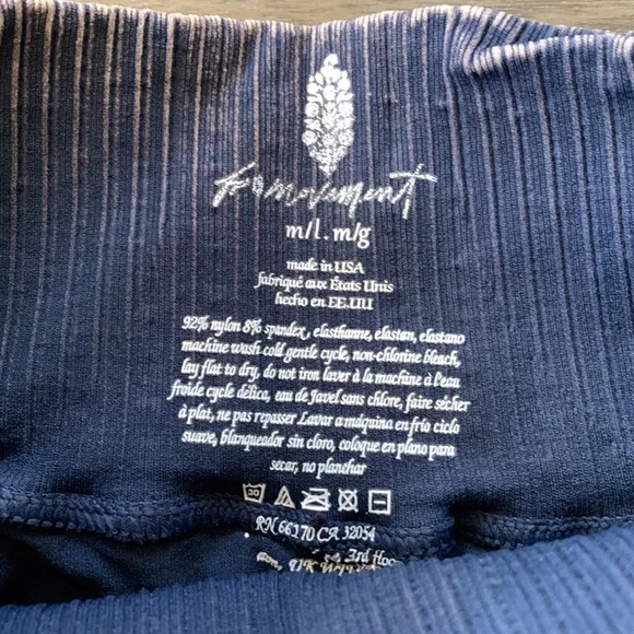 🚫SOLD🚫NWOT! FP Free People Movement Good Karma Flare Leggings Sz M/L - Picture 8 of 8